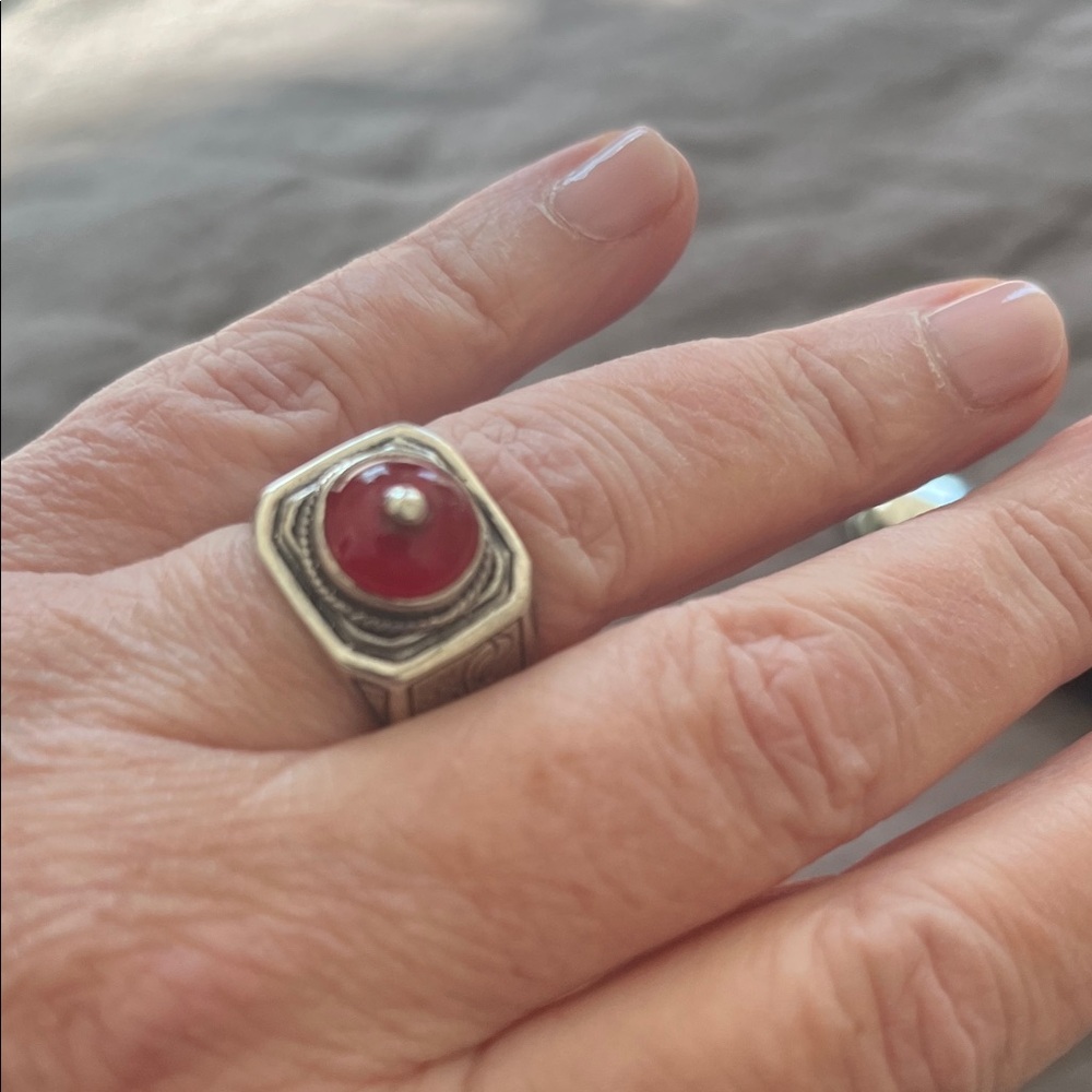Vintage Berber Tribal solid Silver Ring with Carnelian red stone. Size 8